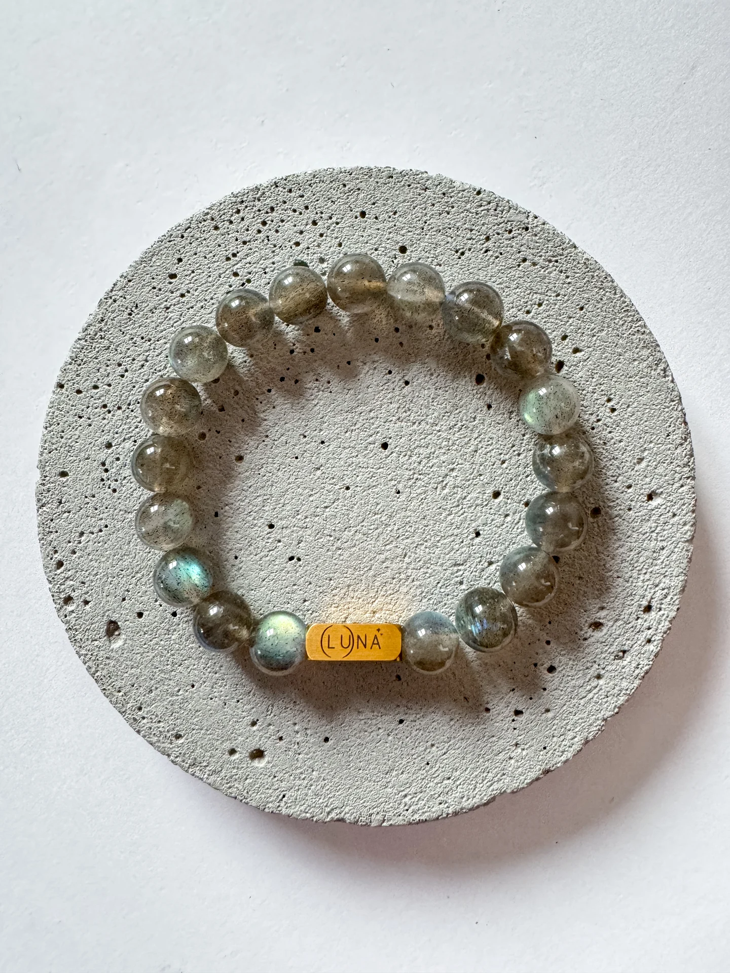 Labradorito apyrankė vyrams